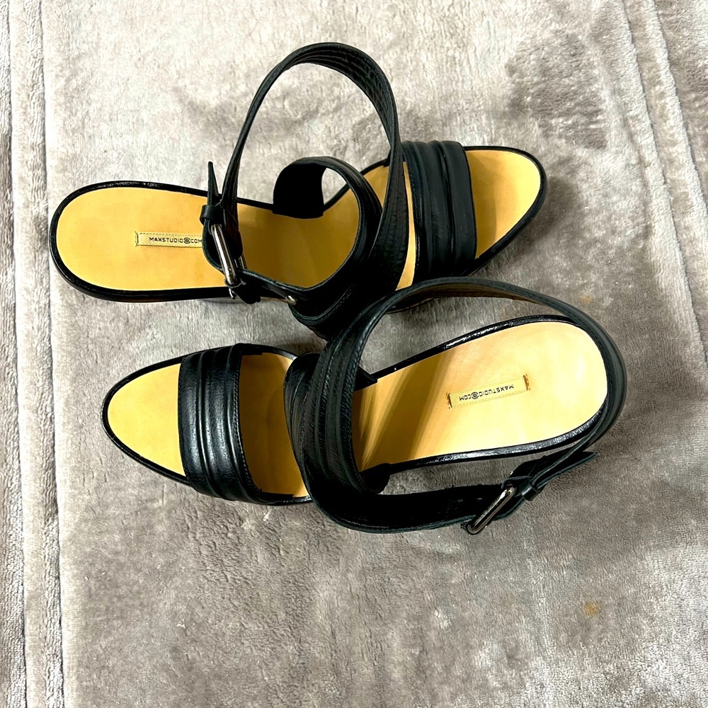 WOMENS MAX STUDIO UMEKO STRAPPY PLATFORM WEDGE HEEL SANDALS